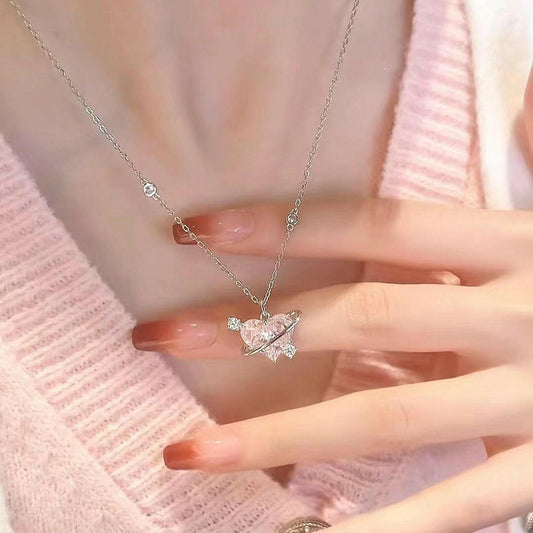 Planet Advanced Light Luxury Heart Clavicle Necklace