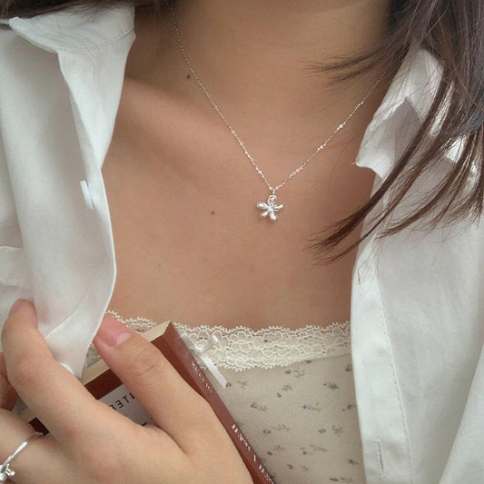 S925 Sterling Silver Egg Flower Necklace